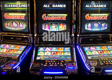 Casino olympique, machines de jeu à Riga, en Lettonie, en Europe Banque D'Images