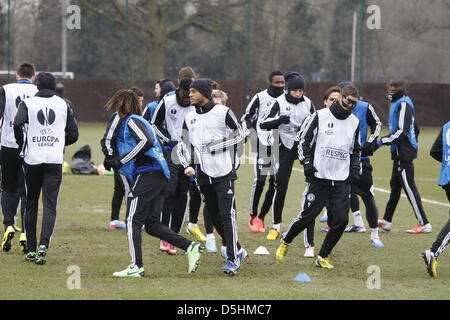 Surrey, UK. 3e avril 2013. Les joueurs de football de Chelsea à Cobham train avant leur EUROPA CUP match contre RUBIN KAZAN Banque D'Images