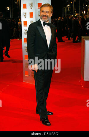 Acteur autrichien Christoph Waltz arrive pour le 2010 Orange British Academy Film Awards (BAFTA) s'est tenue au Royal Opera House de Londres, Grande-Bretagne, 21 février 2010. Les BAFTAs sont le plus grand et le plus prestigieux prix du cinéma britannique British honorant ainsi que le talent cinématographique internationale. Photo : Hubert Boesl Banque D'Images