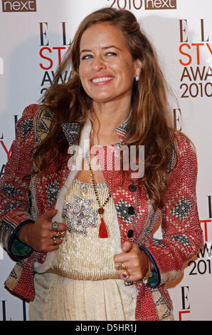 Jade Jagger modèle arrive à la 2010 Style ELLE Awards au Grand Connaught Rooms in Paris, France, 22 février 2010. Le magazine de mode's cérémonie annuelle de remise des prix coïncide avec la London Fashion Week et reconnaît des personnalités du monde du spectacle et de la mode. Photo : Hubert Boesl Banque D'Images