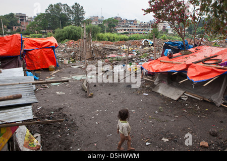 Parc des Nations Unies, un bidonville le peuplement en Paurakhi Basti, Katmandou, Népal. Banque D'Images