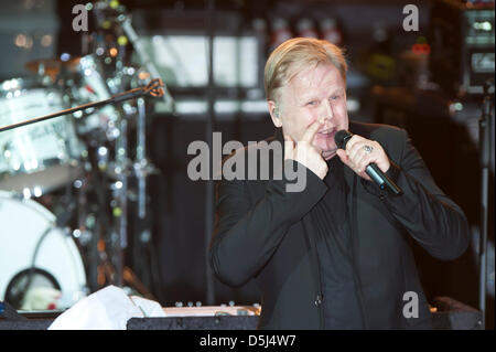 Singer Herbert Groenemeyer donne un concert au C-Halle à Berlin, Allemagne, 14 novembre 2012. Groenemeyer effectuée à Berlin dans le cadre de son "retour à la mi-temps - 30 ans d''. Photo : Marc N.r.i.t. Banque D'Images