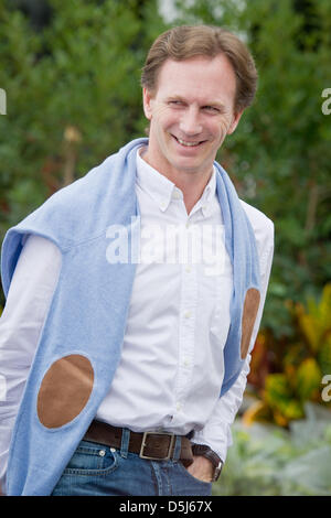 Le team principal de Red Bull, Christian Horner, Britannique arrive le paddock sur le circuit des Amériques à Austin, Texas, USA, 15 novembre 2012. La formule un Grand Prix des Etats-Unis aura lieu le 18 novembre 2012. Photo : David Ebener dpa Banque D'Images