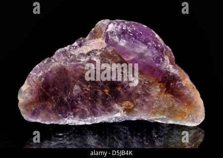 Amethyst crystal violet (quartz) Banque D'Images