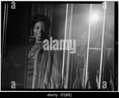 [Portrait de Mary Lou Williams, entre 1938 et 1948] (LOC) Banque D'Images