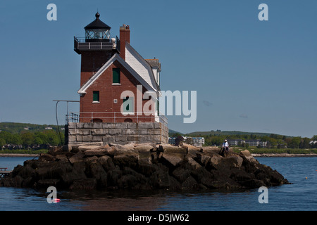 Rockland Breakwater Light House, 1902 ,à la fin d'un 7/8 mile de long en brise-lames du port de Rockland de Jameson Point. Maine Banque D'Images