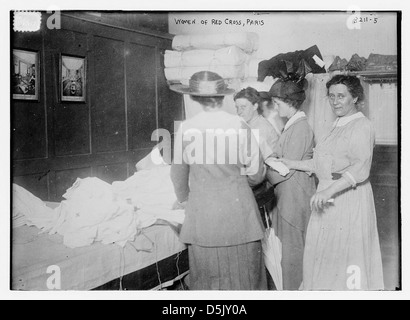 Les femmes de la Croix-Rouge, Paris (LOC) Banque D'Images