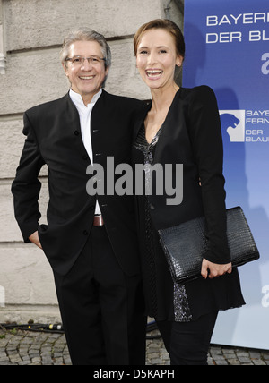 Peri Baumeister et Arno Ortmair au prix de la télévision bavaroise (Bayerischer Fernsehpreis 2011) à Prinzregentheater (théâtre). Munich, Banque D'Images