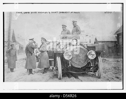 Le tsar, le Grand-duc Nicolas et Count Dobrinsky à l'avant (LOC) Banque D'Images