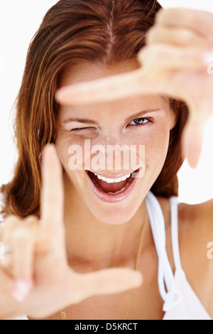 Portrait de femme aux gestes Banque D'Images