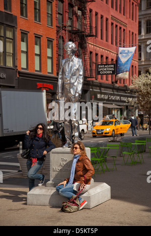 Andy Warhol Monument à Union Square à New York City Banque D'Images