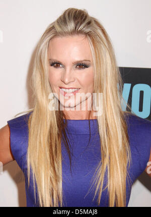 New York, USA. 3e avril 2013. 'The Real Housewives of Orange County réalité star TAMRA BARNEY assister à la tenue à l'avance Bravo 2013 piliers 37 Studios. (Crédit : Crédit : Image/ZUMAPRESS.com/Alamy Kaszerman Nancy Live News) Banque D'Images