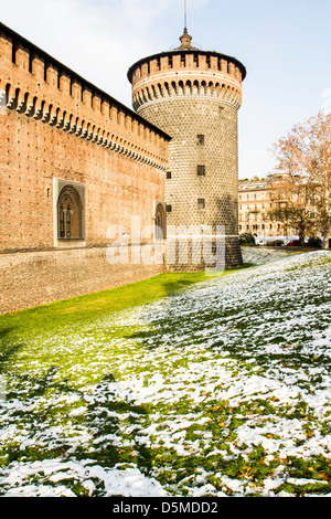 Le château des Sforza (Castello Sforzesco). Banque D'Images