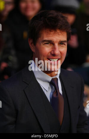 Londres, Royaume-Uni. Le 4 avril 2013. Tom Cruise assiste à la première UK de l'oubli à la BFI IMAX. Credit : WFPA / Alamy Live News Banque D'Images