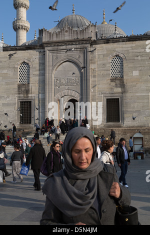 La nouvelle mosquée (Yeni Cami) à Eminönü, Istanbul Banque D'Images