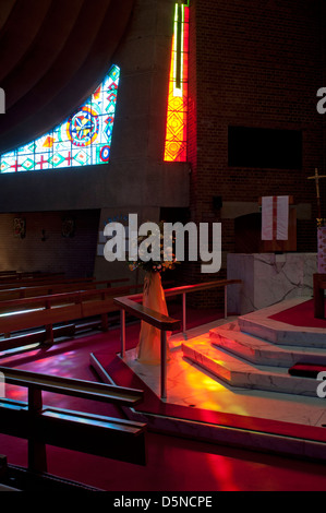 Notre Dame Auxiliatrice RC Church, Martin Green, West Midlands, England, UK Banque D'Images