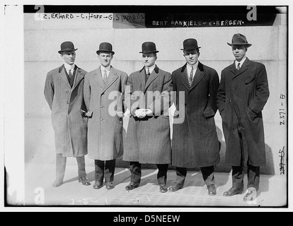 Z. Erhard, C. Hoff, G. Simmons, Bert Daniels, E. Bergen (LOC) Banque D'Images