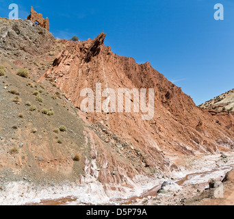 Poste de garde à l'Telouet mines de sel sur l'ancien sentier de caravanes de chameaux de Ouarzazate à Marrakech, Maroc Afrique du Nord Banque D'Images