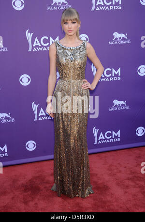 Las Vegas, USA. 7 avril 2013. Taylor Swift arrive pour le 2013 Academy of Country Music Awards au MGM Grand Arena. (Crédit Image : Photo : Lisa O'Connor/ZUMAPRESS.com/Alamy Live News) Banque D'Images