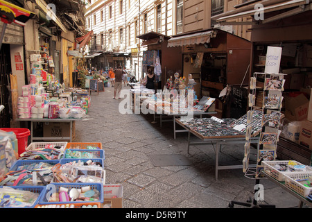 La Vucciria street market à Palerme Sicile Italie Banque D'Images