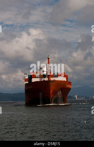 Cargo de conteneurs en provenance du port de Santos, l'état de São Paulo, Brésil, terre Banque D'Images