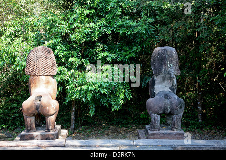 Statue de deux lions Banque D'Images