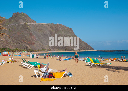 Playa de Las Teresitas San Andres Tenerife island ville des îles Canaries Espagne Europe Banque D'Images