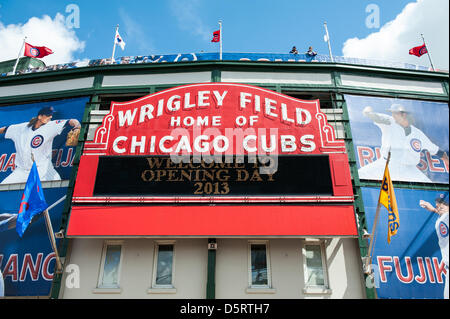 Chicago, USA. 8 avril, 2013. Wrigley Field de Chicago sur la Ligue Majeure de Baseball 2013 Ouverture à domicile. Crédit : Max Herman/Alamy Live News Banque D'Images