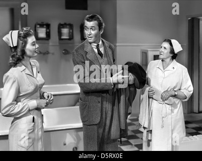 PEGGY DOW, JAMES STEWART, Harvey, 1950 Banque D'Images