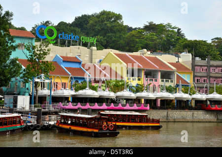 Clarke Quay, Singapour River, bateaux Banque D'Images