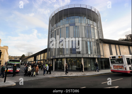 Vue générale de la plateforme de transport central à Bath Somerset UK Banque D'Images