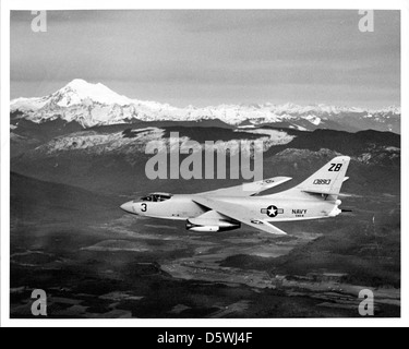 Douglas A3D-2 'kywarrior" (rebaptisé A-3B en 1962) de l'Escadron VAH-4, NAS Whidby Island. Banque D'Images