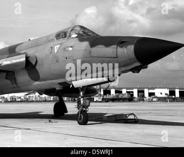Republic F-105D-10-RE 'Thunderstick II' de la TSF, 457e 506e TFG, Carswell AFB en octobre 1972. Banque D'Images