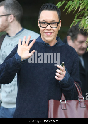 Gok Wan à l'ITV studios London, England - 07.02.12 Banque D'Images