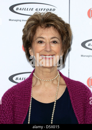 Maureen Lipman l'ancien de l'année 2012 arrivées - Londres, Angleterre - 07.02.12 Banque D'Images