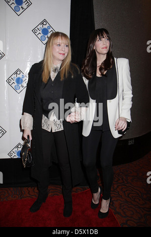 Bebe Buell, Liv Tyler l'espace pour grandir Gala de charité au Mandarin Oriental New York City, USA - 06.02.12 Banque D'Images