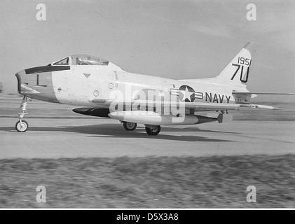 North American FJ-2 de "colère" à la Réserve navale Lambert Domaine, MO. Banque D'Images