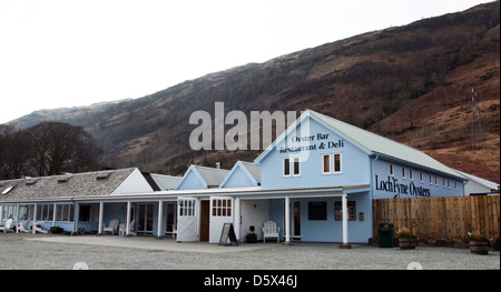 Le célèbre Loch Fyne Oyster Bar, récemment ré-ouvert après une importante rénovation. Avril 2013. Banque D'Images