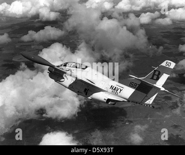 Un North American T-2C Buckeye' de 'l'escadron de formation (VT) 23 au-dessus du Texas. Banque D'Images