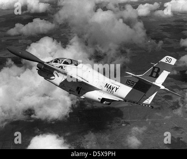 Un North American T-2C Buckeye' de 'l'escadron de formation (VT) 23 au-dessus du Texas. Banque D'Images