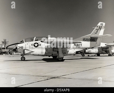 Un North American T-2C Buckeye' de 'l'escadron de formation (VT) 23 à Miramar NAS. Banque D'Images