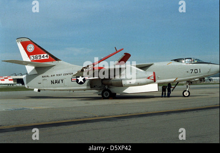 Le Douglas A3D-2, plus tard connu sous le nom de A-3B Skywarrior, était un bombardier stratégique utilisé par l'US Navy. Conçu pour des missions à longue portée, il a servi de bombardier nucléaire et conventionnel des années 1950 aux années 1970 Banque D'Images