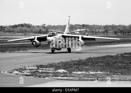 Le Douglas Skywarrior était un bombardier stratégique utilisé par la marine américaine. Il a été conçu pour les opérations sur porte-avions et principalement chargé de livrer des charges utiles nucléaires pendant la guerre froide. Banque D'Images