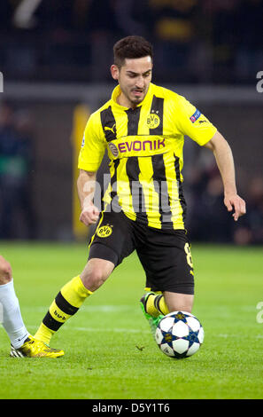 Dortmund, Allemagne. 9 avril 2013. Dortmund Ilkay Guendogan est en action lors de la Ligue des Champions quart de finale deuxième leg match de foot entre Borussia Dortmund et Malaga CF au stade de BVB Dortmund à Dortmund, en Allemagne, 09 avril 2013. Photo : Bernd Thissen/dpa/dpa/Alamy Live News Banque D'Images