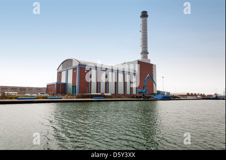 Shoreham centrales au gaz station sur la rivière Adur, Shoreham, East Sussex, UK Banque D'Images