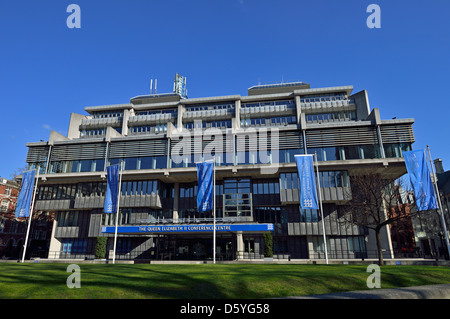 La reine Elizabeth II Conference Centre, vaste Sanctuaire, Westminster, Londres SW1P, United Kingdom Banque D'Images