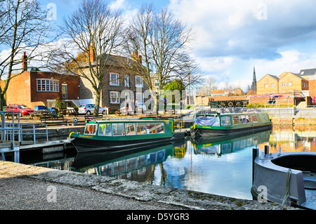 La cathédrale de Chichester Ship Canal avec au loin, le bassin de Southgate, West Sussex, UK Banque D'Images