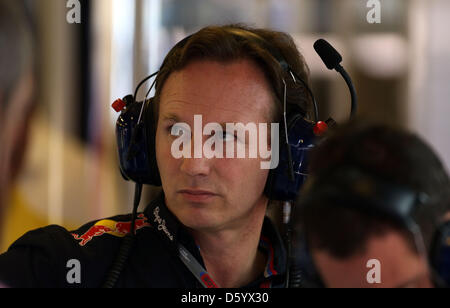 Le team principal de Red Bull, Christian Horner, Britannique vu avant le début de la Formule Un Grand Prix d'Abu Dhabi au Circuit de Yas Marina à Abu Dhabi, Émirats arabes unis, 04 novembre 2012. Photo : Jens Buettner/dpa Banque D'Images