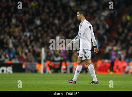 Le Real Madrid Cristiano Ronaldo est vu au cours de la Ligue des Champions du groupe D match de football entre le Real Madrid et le Borussia Dortmund au Santiago Bernabeu à Madrid, Espagne, le 6 novembre 2012. Le match s'est terminé 2:2. Photo : Fabian Stratenschulte/dpa Banque D'Images