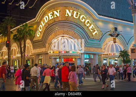 Las Vegas, Nevada - Le Golden Nugget casino sur Fremont Street dans le centre-ville de Las Vegas. Banque D'Images